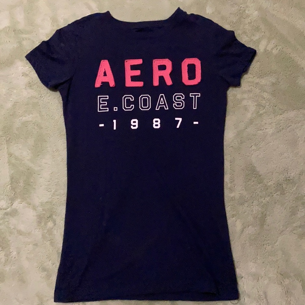 aeropostal graphic tee shirt. size: xs